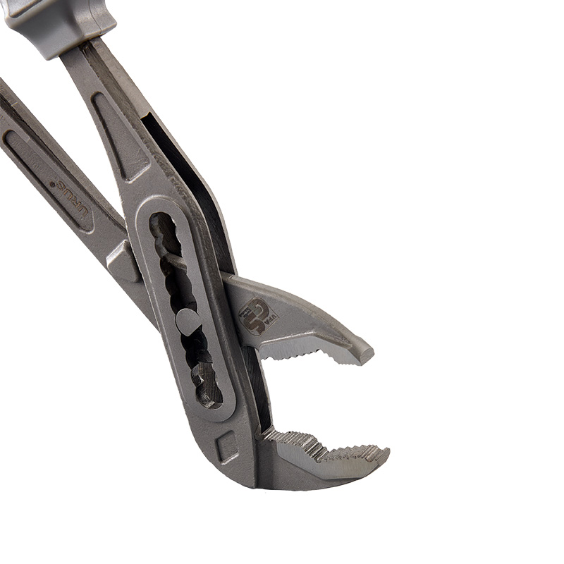 Pinces pour pompe à eau